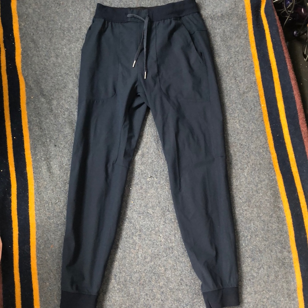 THE Lululemon ABC Joggers - Navy - Men’s Small